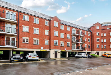 Brookbank Close, Cheltenham, Gloucestershire, GL50