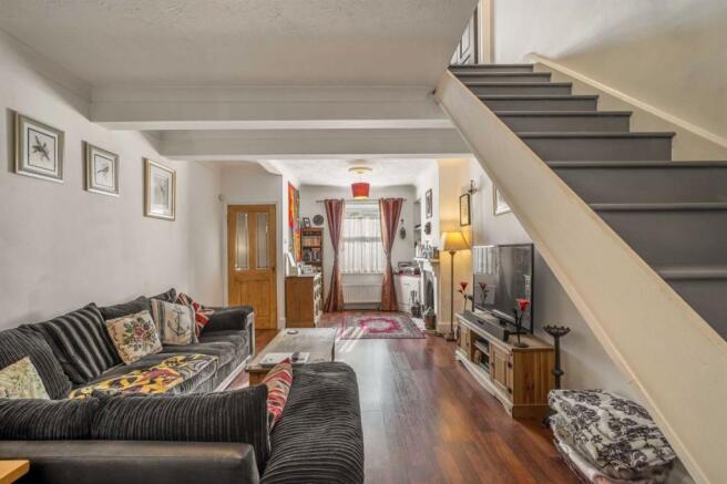 LARGE LOUNGE