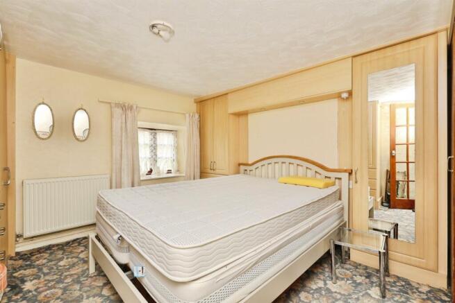 1 bed Terraced for sale Image 8