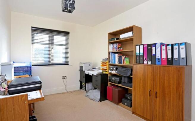 Bedroom/Study