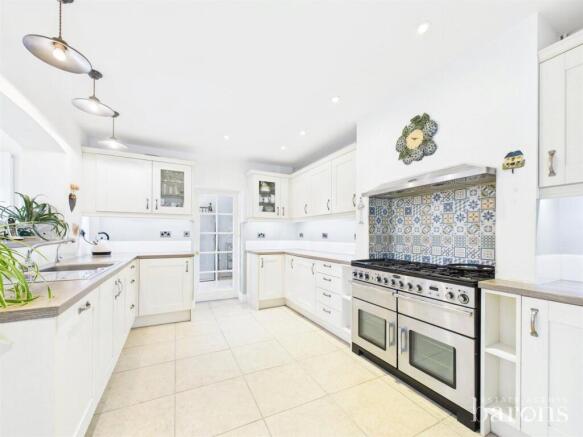 Sherfield Green, Sherfield-on-Loddon, Hook, Hampshire, RG27 photo 3