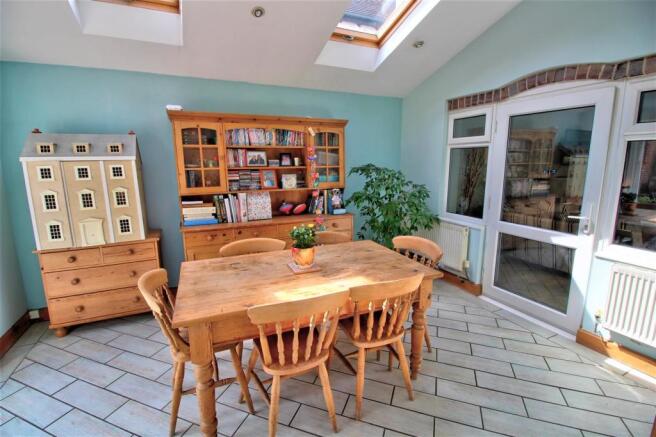 Breakfast Room