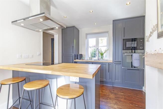 Kitchen-2.jpg