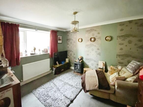 5 bed Detached Bungalow for sale Image 9
