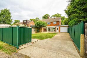 2, Sandhouse Cottages, Watling Street, Heath And Reach LU7 9RA