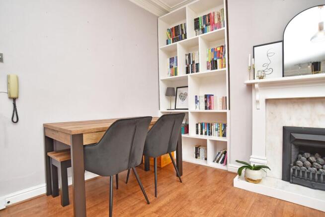2 bed Flat to rent Image 6