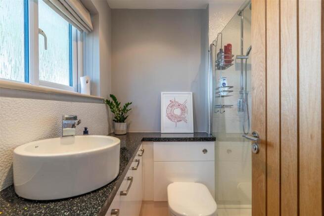 8420718-interior20.jpg