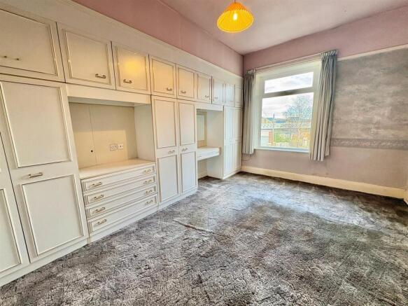 4 bed Terraced for sale Image 7