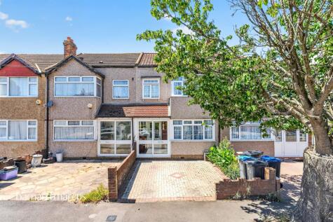New Barns Avenue, Mitcham