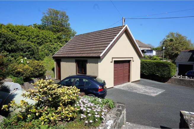 Double Garage