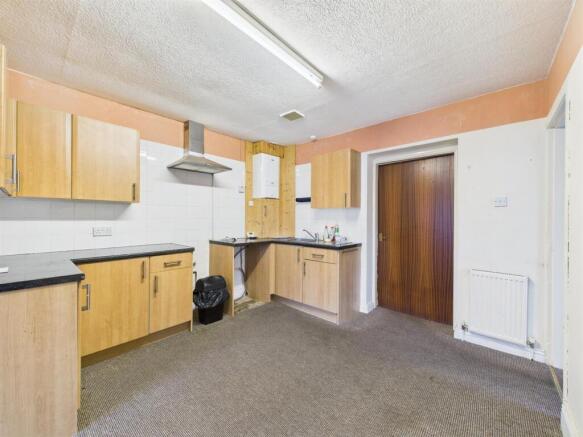 1 bed Semi-Detached Bungalow for sale Image 4