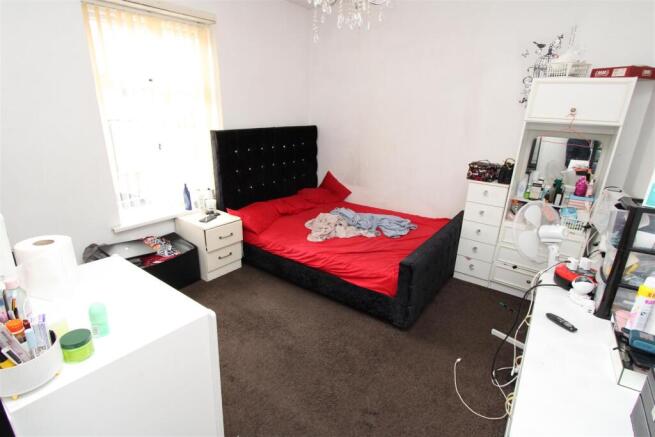 4 bed Terraced for sale Image 6