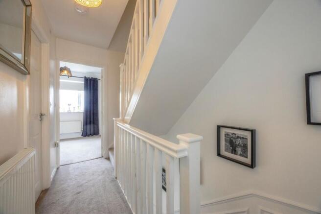 3 bed Town House for sale Image 10