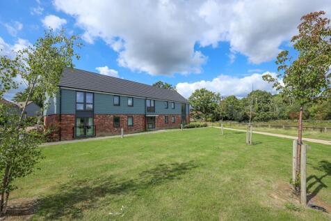 Icarus Avenue, Burgess Hill, RH15