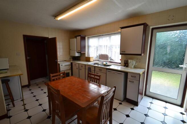 Kitchen with Diner