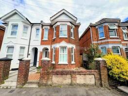 27, Newcombe Road, Southampton SO15 2FT