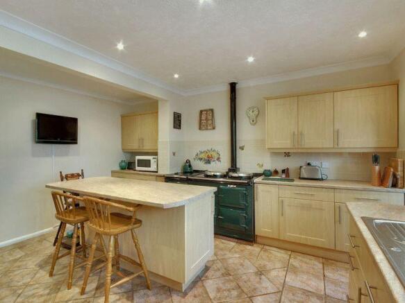 Kitchen/Breakf...