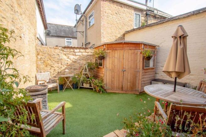 Courtyard Garden