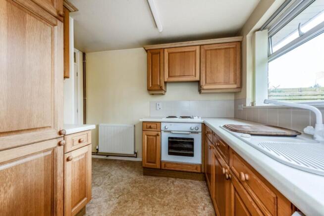 Kestrel Close, Bracklesham Bay, West Sussex, PO20 photo 3