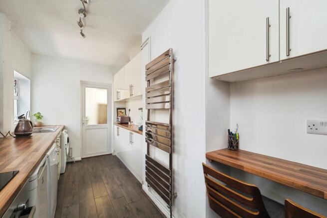 pbox-IMG.jpg