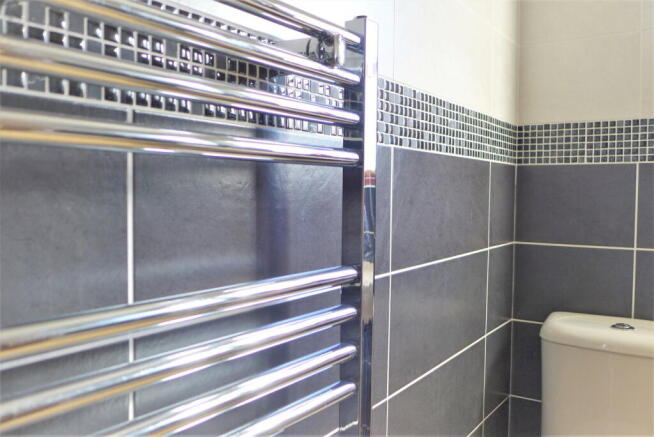 2 bed End of Terrace to rent Image 8