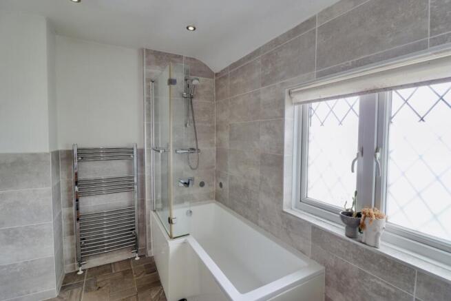 3 bed Semi-Detached for sale Image 7
