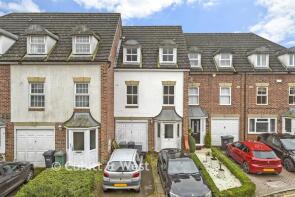 26, Pine Gardens, Horley RH6 7RH
