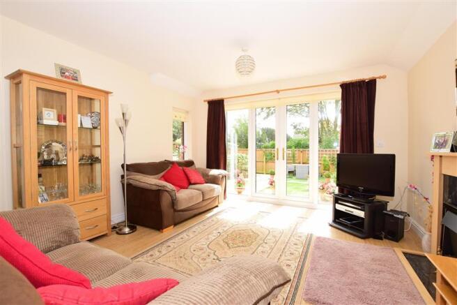 Kitchen/ Living Room