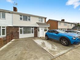 3, Cameron Close, Newport PO30 5RZ