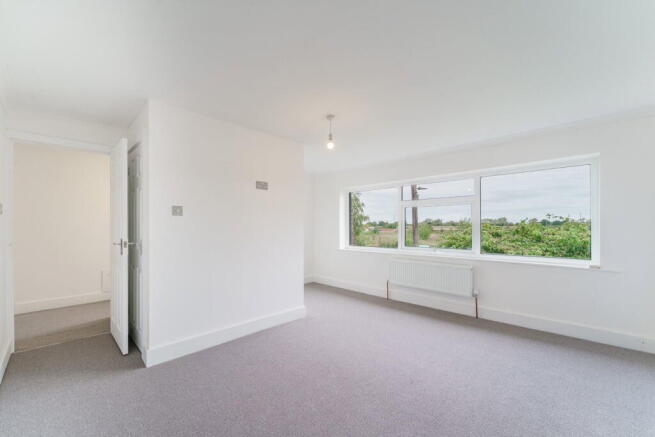 4 bed Detached for sale Image 11