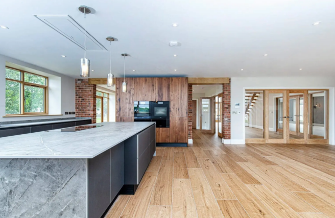 5 bed Barn Conversion for sale Image 9