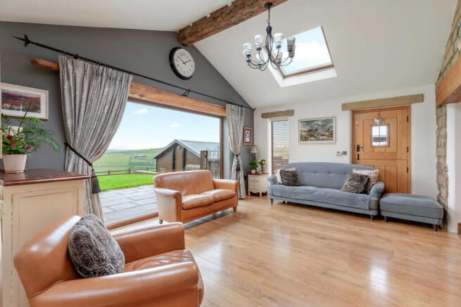 4 bed Farm House for sale Image 9
