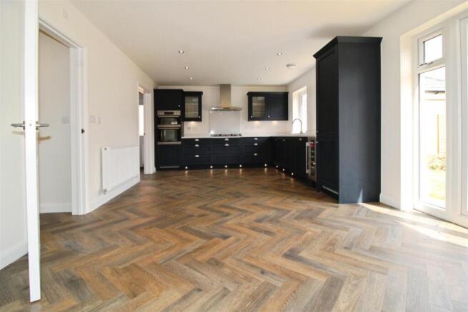 Kitchen / Family / Breakfast