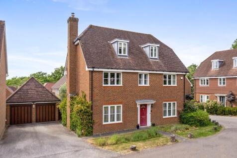 Ashburnham Drive, Cuckfield, RH17