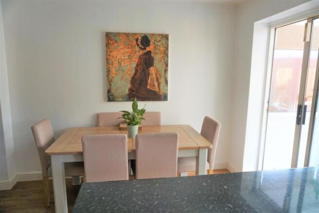 Kitchen/Dining Room