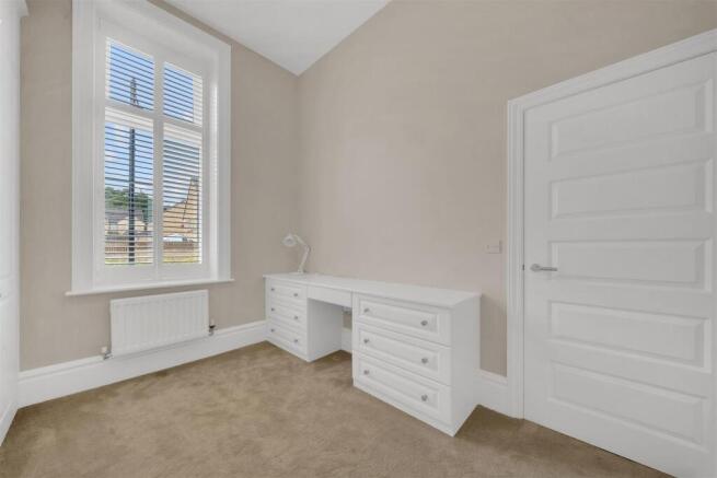 2 bed Apartment for sale Image 7