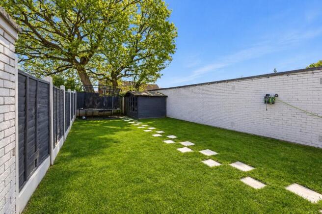Tavistock Close, St. Albans, Hertfordshire, AL1 photo 4