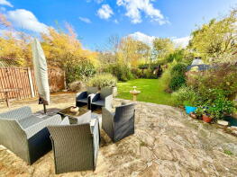 59, Roe Lane, London NW9 9BB