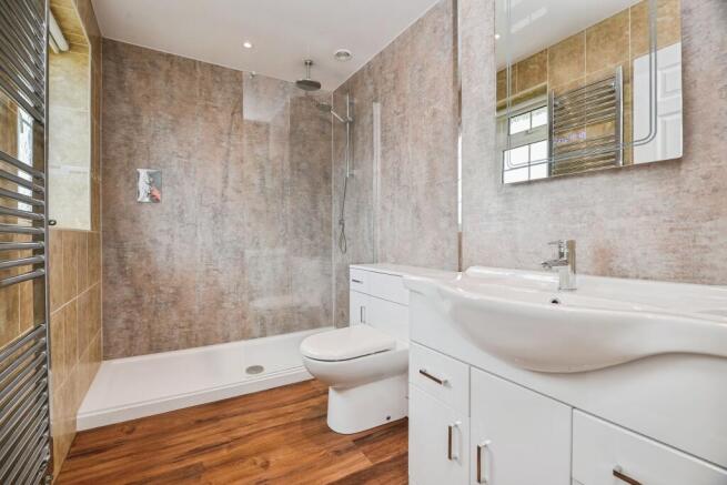 3 bed Not Specified for sale Image 12
