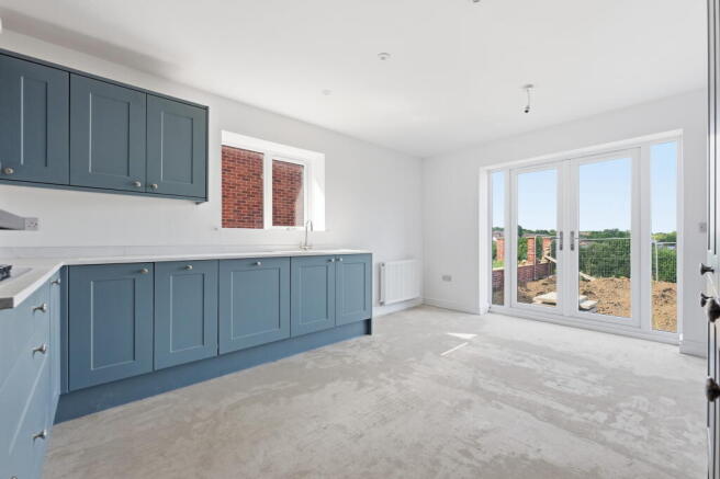 4 bed Detached for sale Image 12