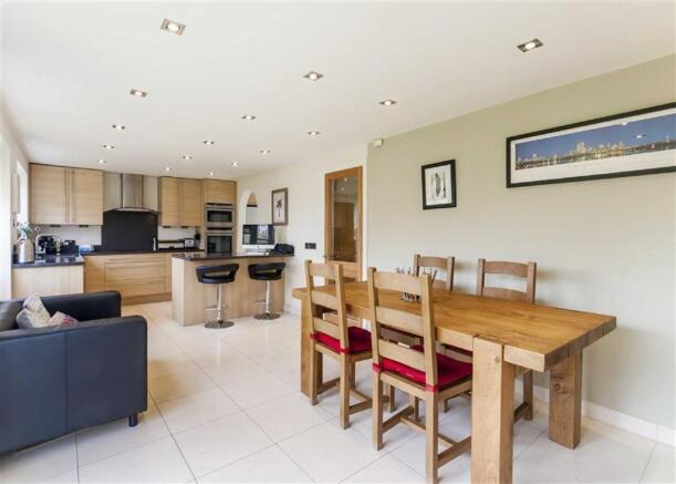 DINING KITCHEN