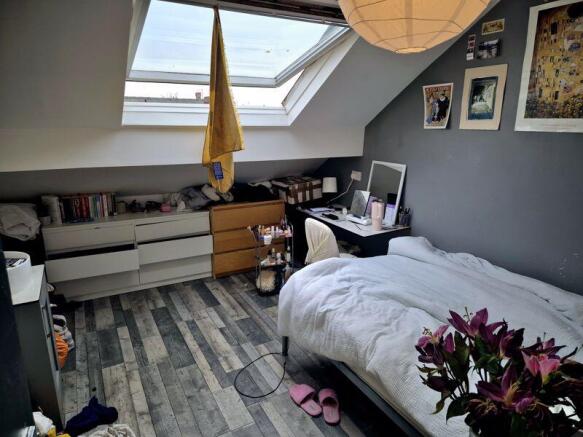 8 bed Terraced for sale Image 9