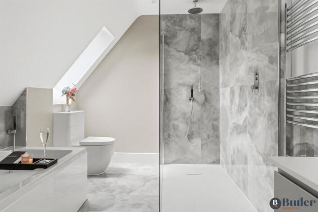 En-suite Bathroom