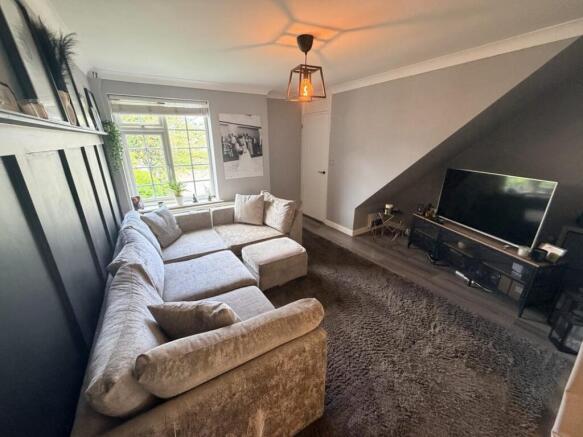 3 bed Semi-Detached for sale Image 2