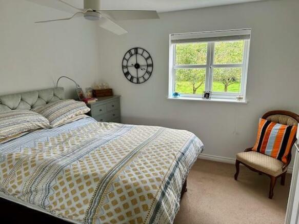 39hawthornaveb1.jpg