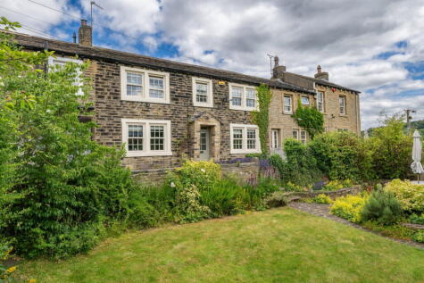 Sharp Lane, Almondbury, Huddersfield, HD4 6SS