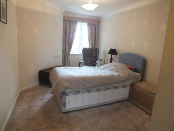 Photo 8