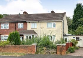 93, Oval Road, Tipton DY4 9RT