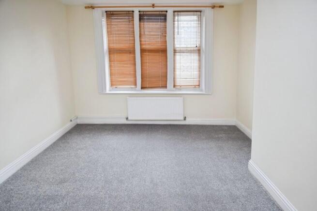 2 bed Apartment for sale Image 5