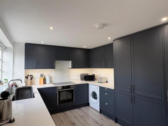 Three Winds - Kitchen (1).jpg